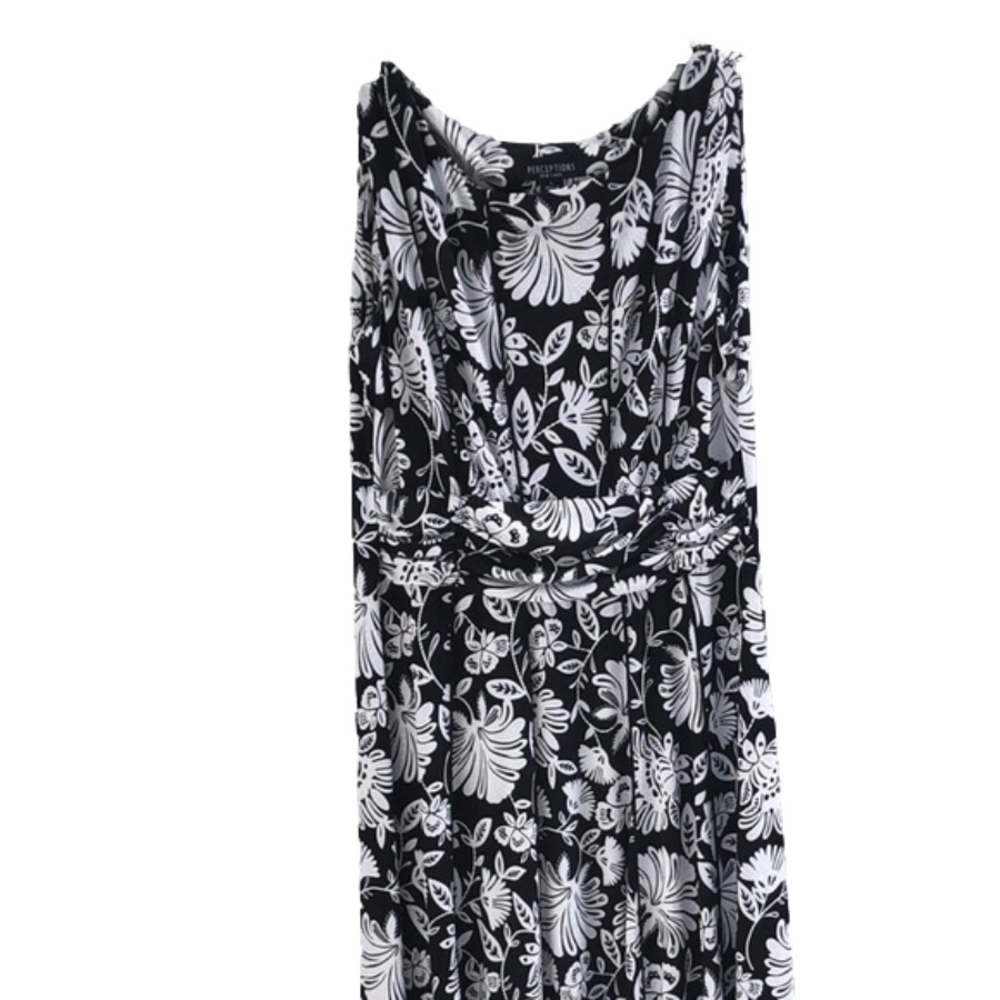 Perceptions sleeveless black and white floral midi dress